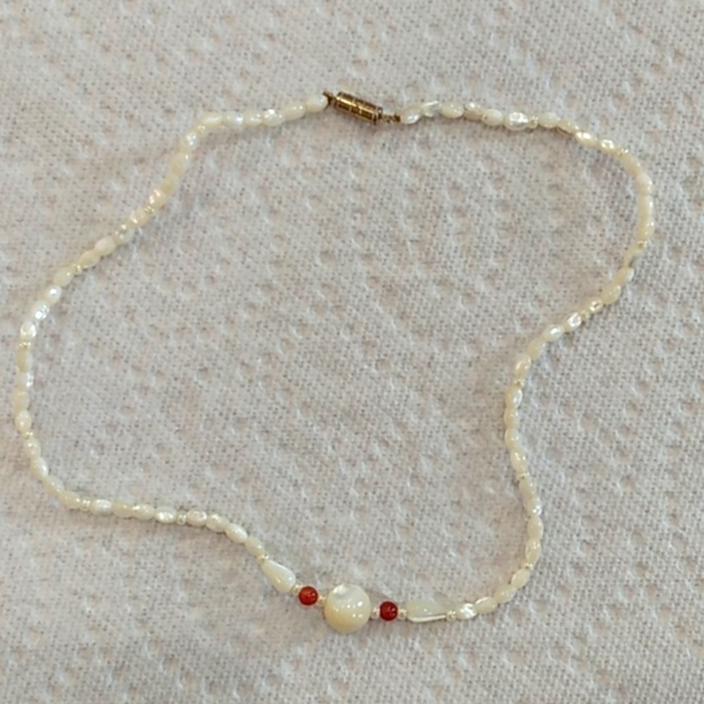 *3/$12* New NWOT Shell Choker Necklace Summer